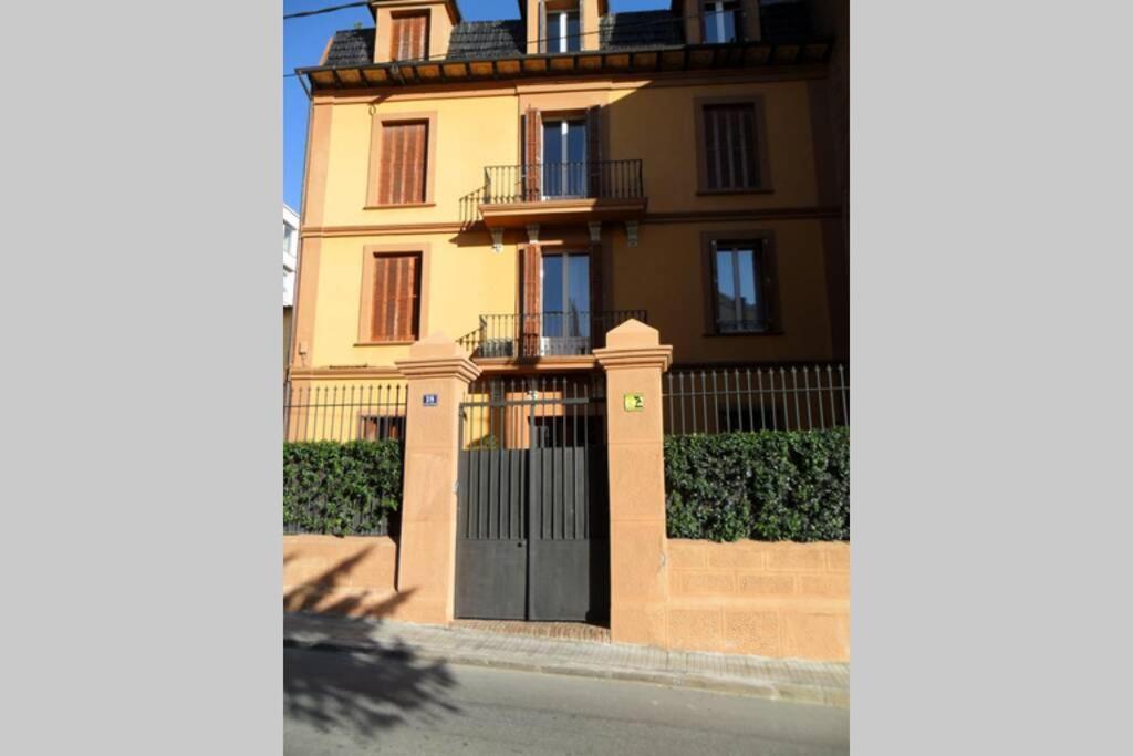 Magic Place Sant Just Desvern Exterior foto